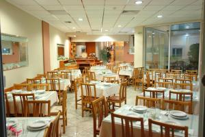 Restaurace v ubytování Hotel Filoxenia Beach
