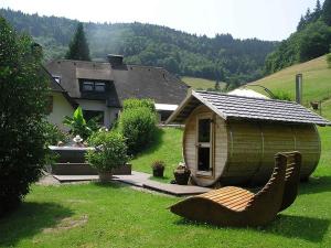 Photo de la galerie de l'établissement Andrea's Ferienwohnungen, à Fribourg-en-Brisgau