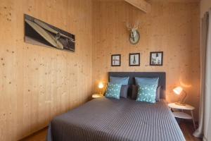 Легло или легла в стая в La Maison du Surf