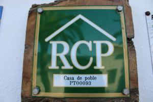 Certificado, premio, señal o documento que está expuesto en Lo Segador