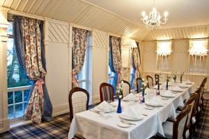 Reštaurácia alebo iné gastronomické zariadenie v ubytovaní Hotel St. Bruno