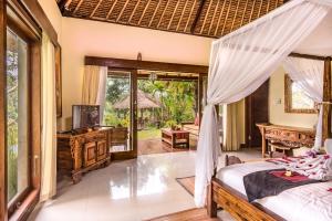 Gallery image of Bunut Garden Luxury Private Villa in Ubud