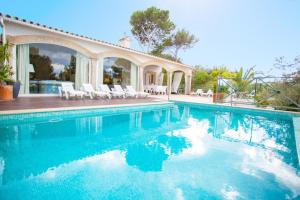 Bazén v ubytování Villa Romana Bonaire nebo v jeho okolí