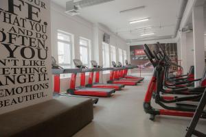 Fitness centrum a/nebo fitness zařízení v ubytování Apartamenty w Starym Browarze 3