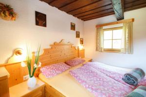 A bed or beds in a room at Warterhof