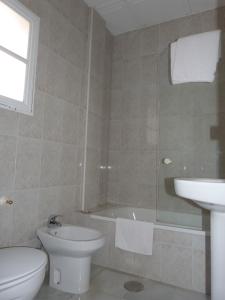 Hostal Restaurante Las Canteras tesisinde bir banyo