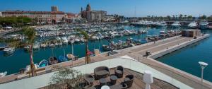 Foto dalla galleria di Nouveau F2 calme cœur de ville 1min de la plage a Saint-Raphaël