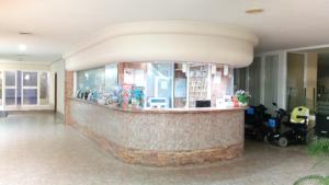 Lobby alebo recepcia v ubytovaní Apartamentos Esmeralda 2 + 37 fotografií