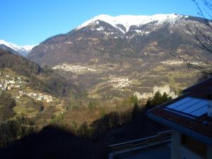 A general mountain view or a mountain view taken from a panziókat