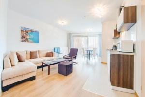 Kuchyňa alebo kuchynka v ubytovaní Apartamenty Sun & Snow Horyzont