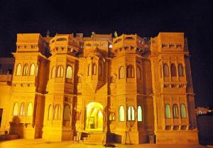 Fotografie z fotogalerie ubytování Hotel Lal Garh Fort And Palace v destinaci Džaisalmér