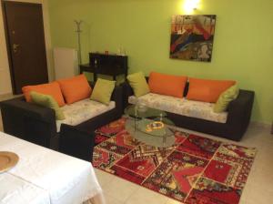 Posezení v ubytování Modern Basement Apartment Gio Ii