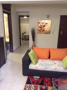 Posezení v ubytování Modern Basement Apartment Gio Ii