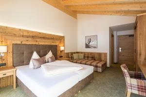 Postel nebo postele na pokoji v ubytování Hotel Glöckner und Hotel Residenz Glöckner