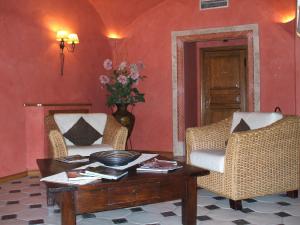 Posezení v ubytování Hotel Sa Contonera