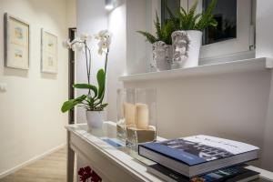 A television and/or entertainment centre at Ci'Cala House