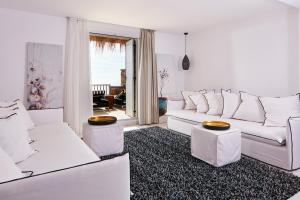 Posezení v ubytování Myconian Villa Collection - Preferred Hotels & Resorts