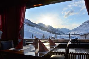 Imagem da galeria de Hotel Aurora em Andermatt