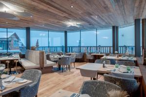 Posezení v ubytování Hotel Enzian Hochsölden Superior