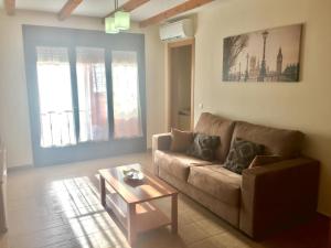 A seating area at Apartamentos Rurales Flor De Lavanda