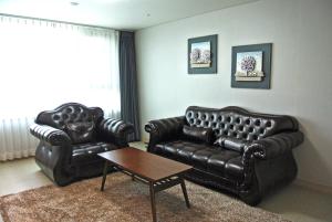 Posezení v ubytování Jeju Noblesse Hotel