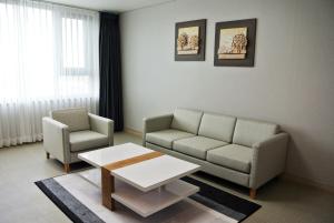 Posezení v ubytování Jeju Noblesse Hotel