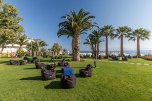 A garden outside Boyalik Beach Hotel & Spa Cesme