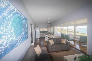 Gallery image of Seascape Beach House in Minnie Water