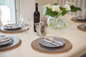 Nápoje v ubytovaní Luxury apartment Loreta
