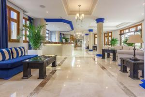 Гостиная зона в Klayman Olivina Aparthotel