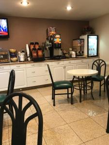 Gallery image of Days Inn by Wyndham Oceanside in Oceanside