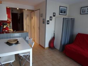Kuchyň nebo kuchyňský kout v ubytování Studio Residence Le Stella