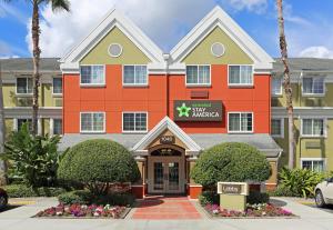 a rendering of the inn at embassy village at Extended Stay America Select Suites - Orlando - Lake Mary - 1040 Greenwood Blvd in Lake Mary