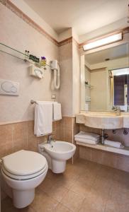 Koupelna v ubytování Hotel Caesar Paladium
