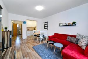 Kuchyňa alebo kuchynka v ubytovaní Block Apartment Maks