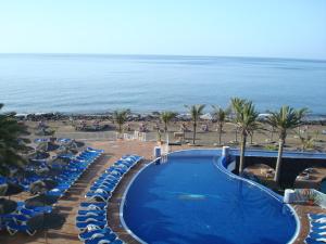 Bazén v ubytování VIK Hotel San Antonio nebo v jeho okolí