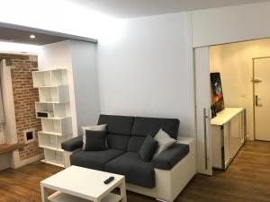 Posedenie v ubytovaní AIRVA: Apartamento Duque de la Victoria + 13 fotografií