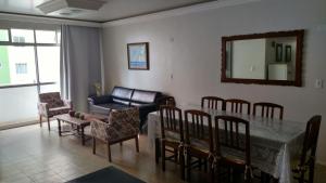 Foto da galeria de Apartamento Rua 1500 em Balneário Camboriú