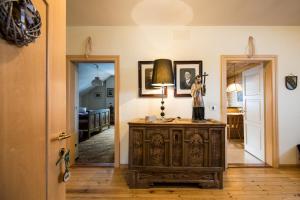 ヴァルダーオラにあるEilandhof Apartmentの廊下
