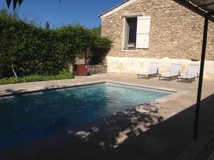 Bazén v ubytování PROVENCEguesthouse L'Agace nebo v jeho okolí + 16 fotografií