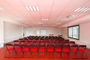 Der Geschäftsbereich oder Konferenzraum in der Unterkunft Les Hauts du Gevaudan