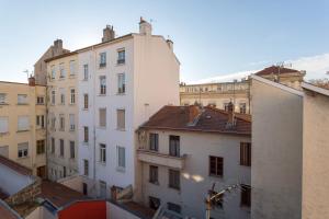 a view from the roof of a building at cocon des artistes in Lyon