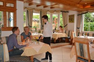 Hosté ubytování Hotel Tanja-Sonnenhof