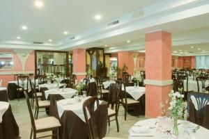 Restaurace v ubytování Hotel Borgo Marina