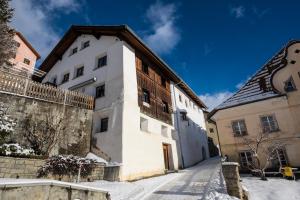 Zgradba, v kateri se nahaja apartma