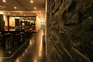 Restoran või mõni muu söögikoht majutusasutuses Lithio Hotel