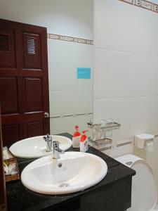 Koupelna v ubytování Binh An Hotel