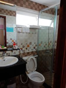 Koupelna v ubytování Binh An Hotel