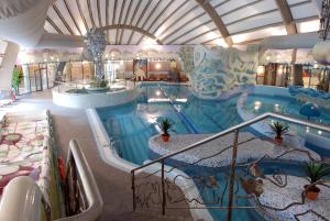 Bazén v ubytování Grand SPA Lietuva Hotel Lietuva nebo v jeho okolí