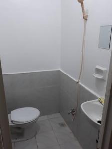 Bathroom sa Edsan Apartment